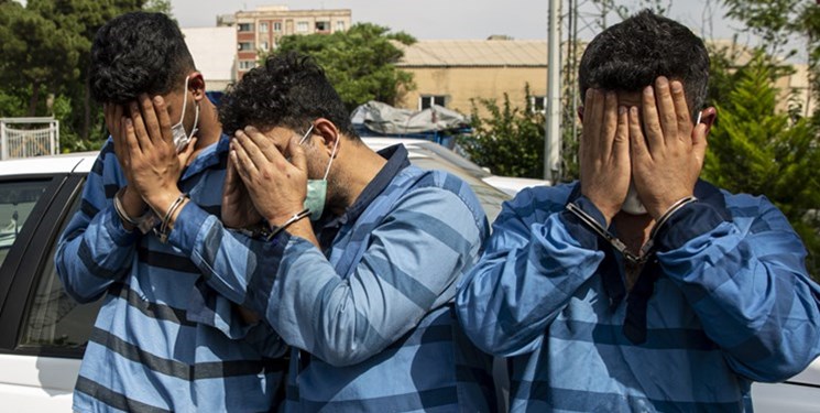 دستگیری 3 سارقان به عنف با کار اطلاعاتی در یزد